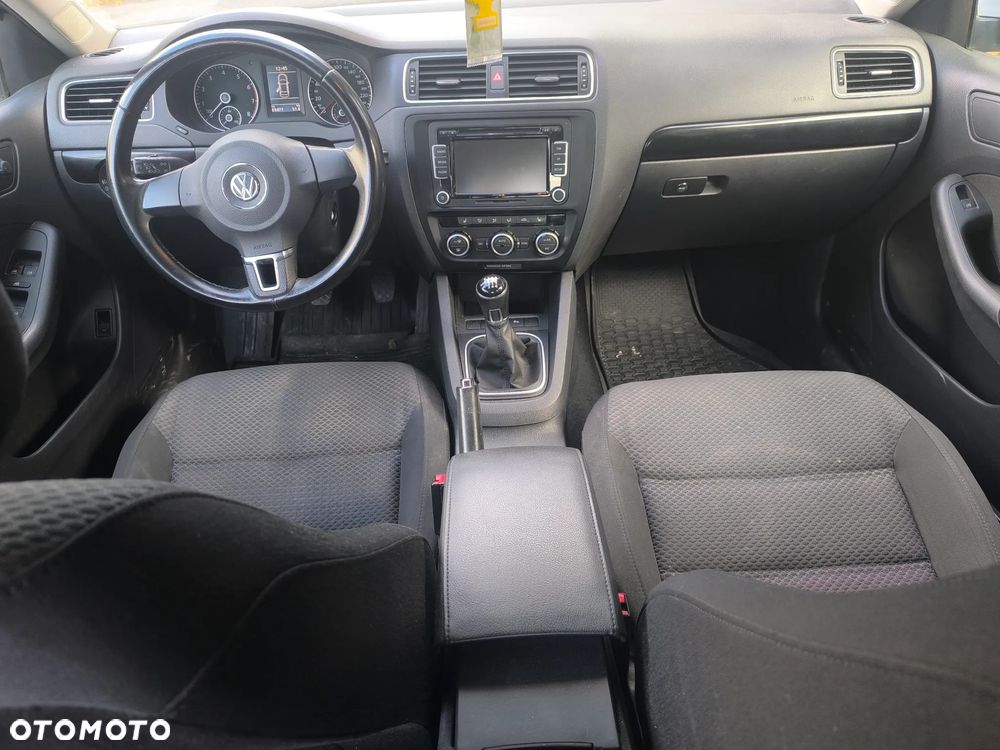 Volkswagen Jetta 1.2 TSI BMT Comfortline - 14