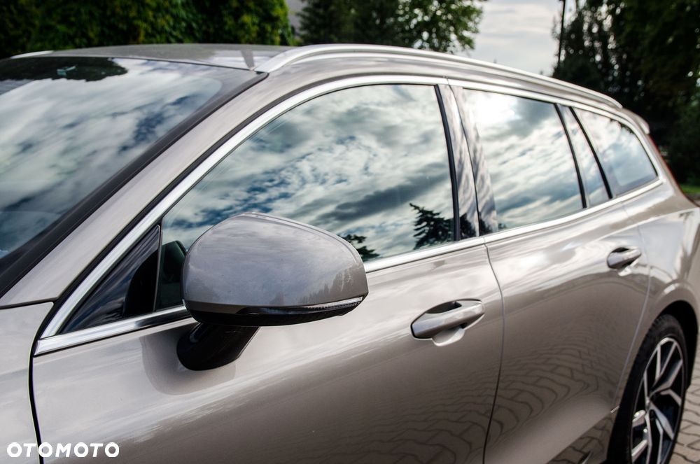 Volvo V60 T4 Geartronic Momentum Pro - 2