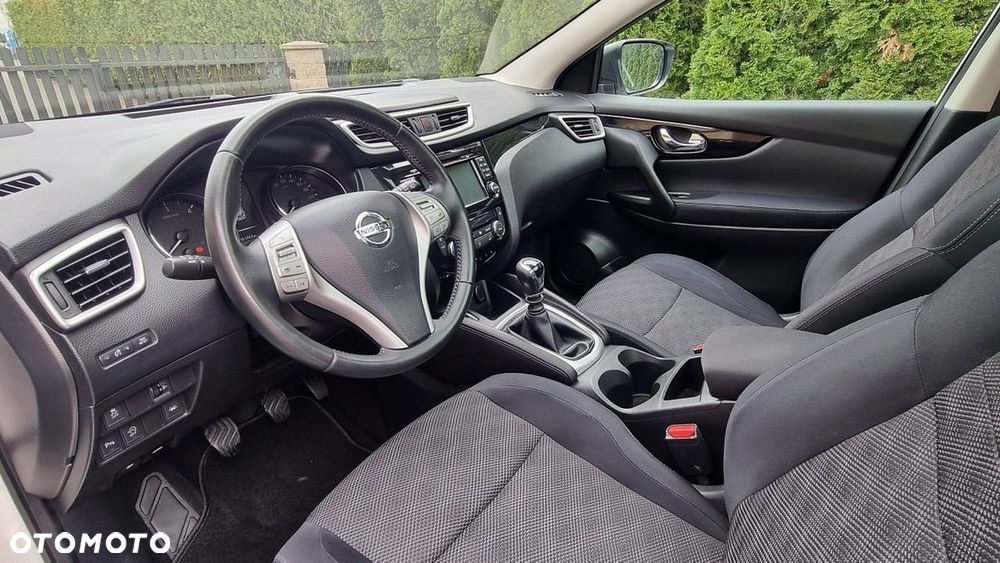 Nissan Qashqai - 12
