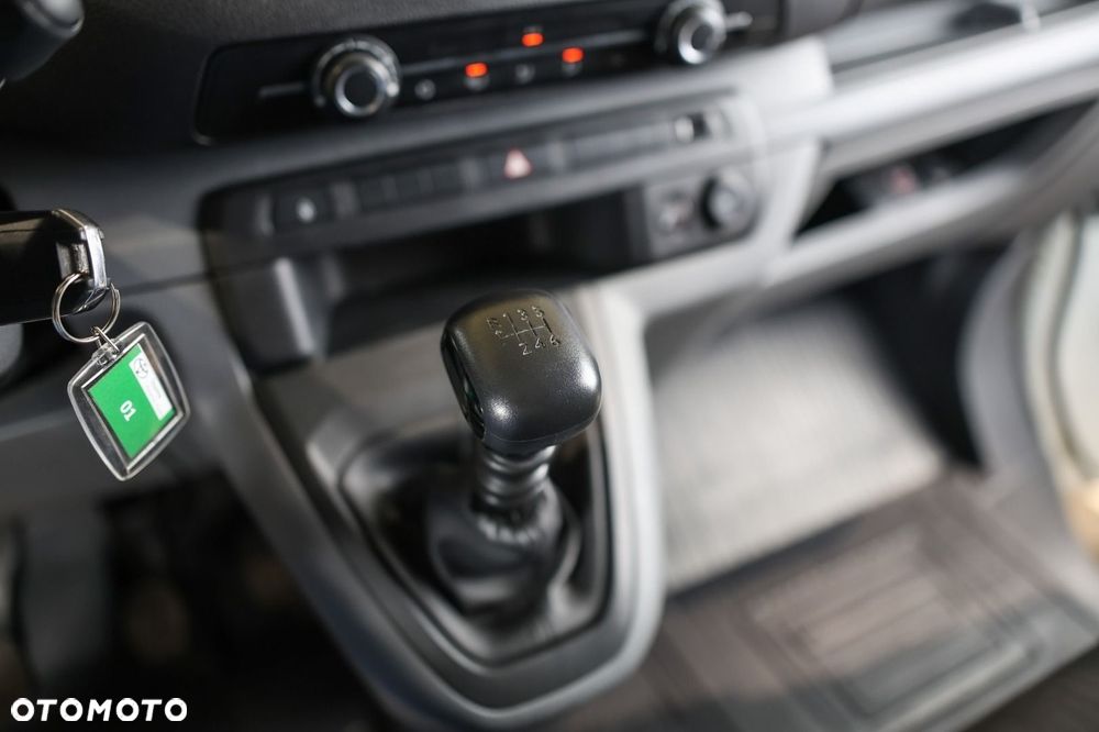 Toyota Proace Verso - 18