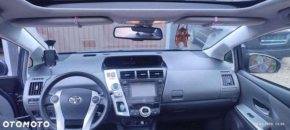 Toyota Prius+ (Hybrid) - 29