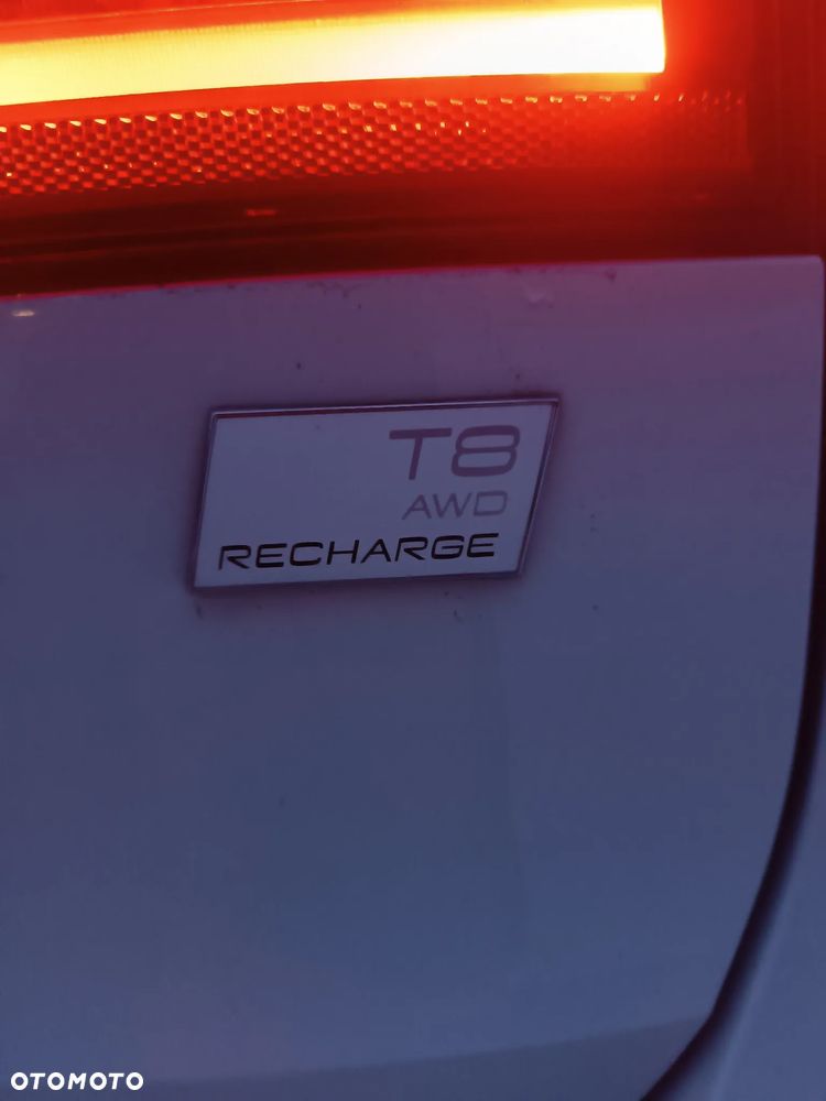 Volvo V90 T8 AWD Plug-In Hybrid R-Design - 30