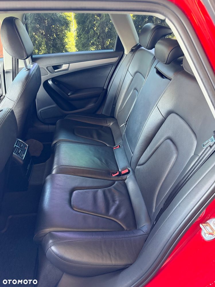 Audi A4 Avant 2.0 TDI Quattro - 8