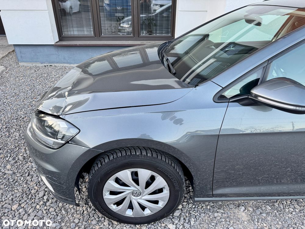 Volkswagen Golf - 10