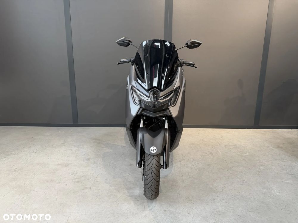 Yamaha NMAX - 3