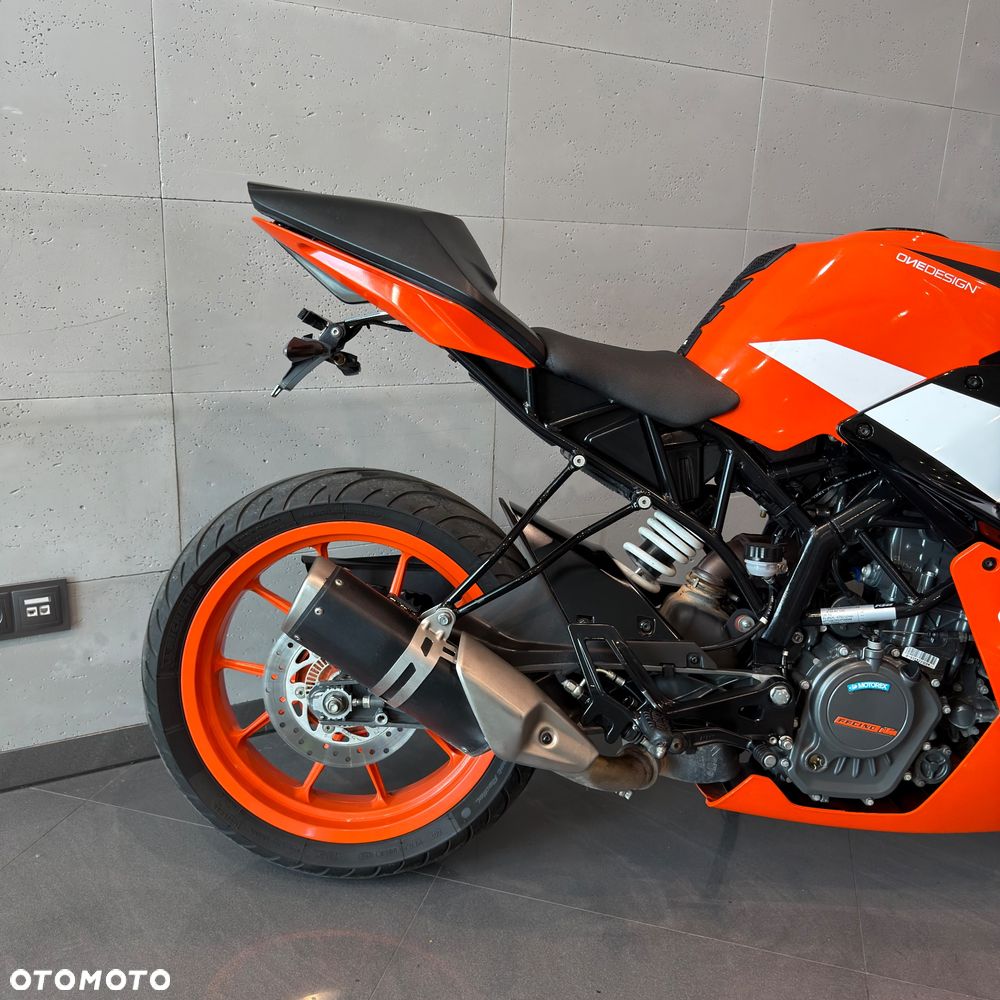 KTM RC 125 - 5