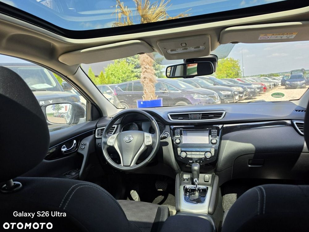 Nissan Qashqai 1.2 DIG-T Xtronic N-Connecta - 33