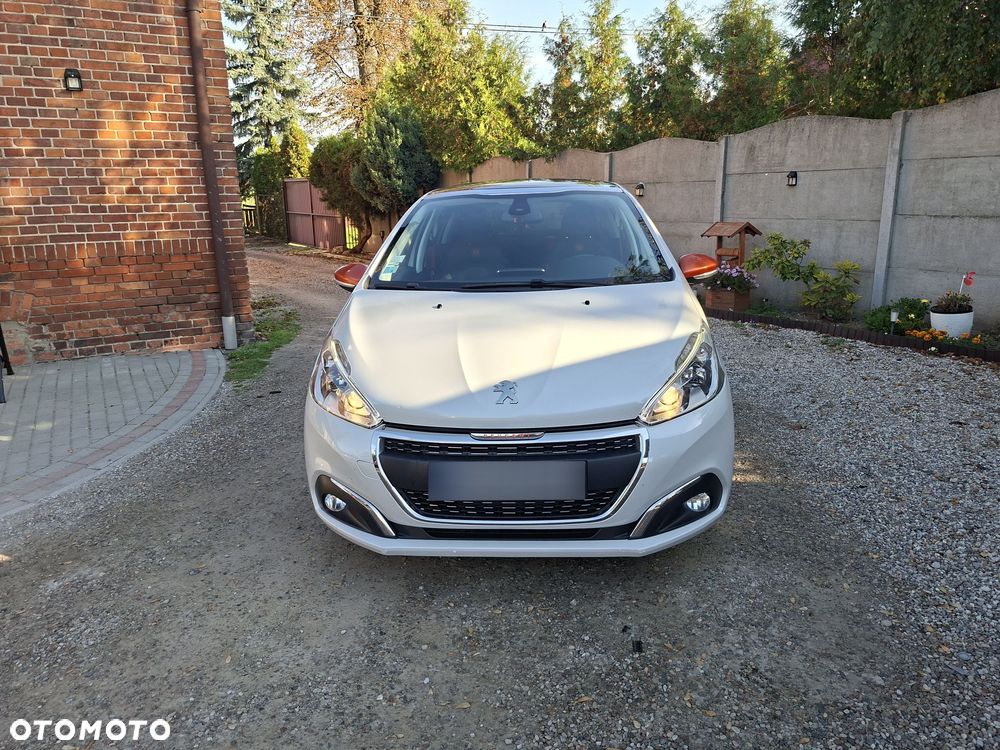 Peugeot 208 1.2 PureTech Allure S&S - 18