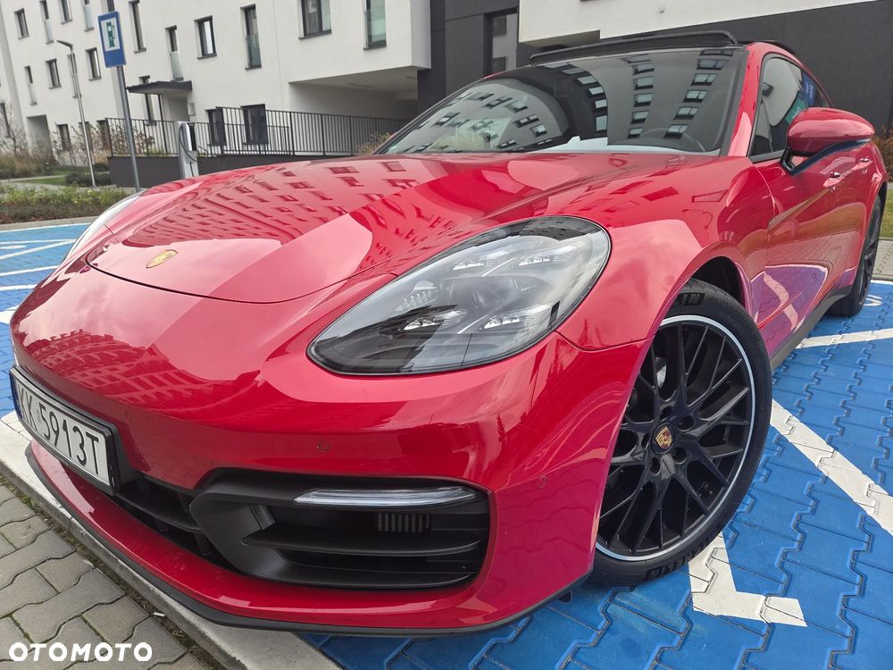 Porsche Panamera 4 - 3