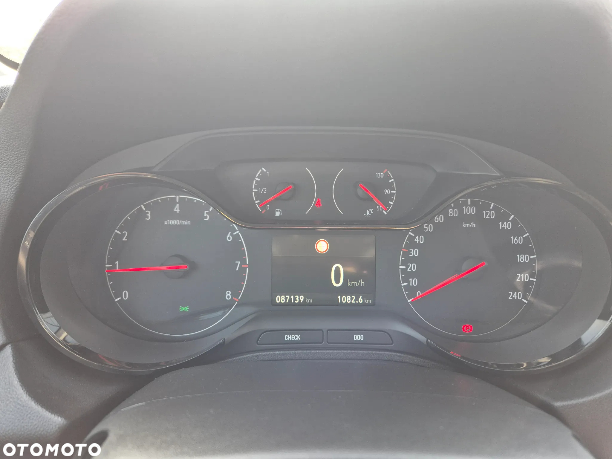 Opel Grandland X 1.2 T GPF Design Line S&S - 19