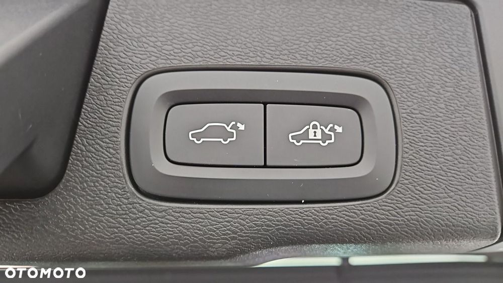 Volvo XC 60 B5 B AWD Plus Dark - 26