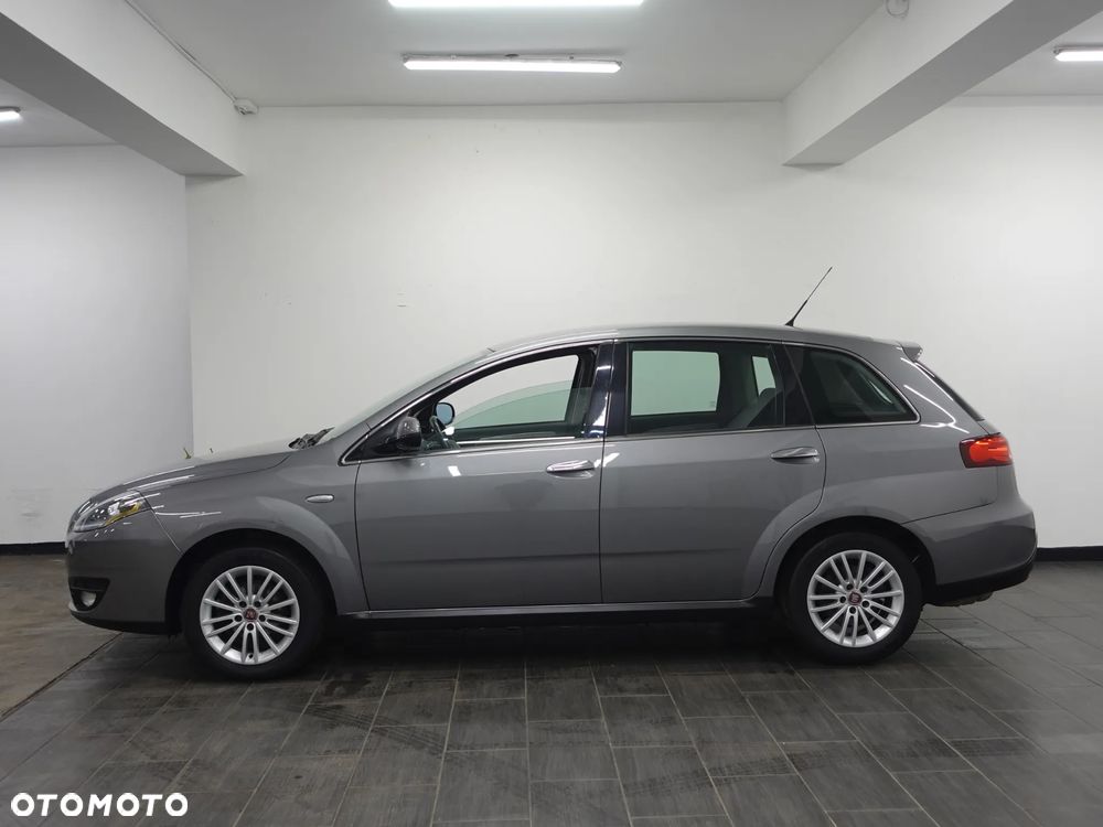 Fiat Croma 1.8 16V Dynamic - 5