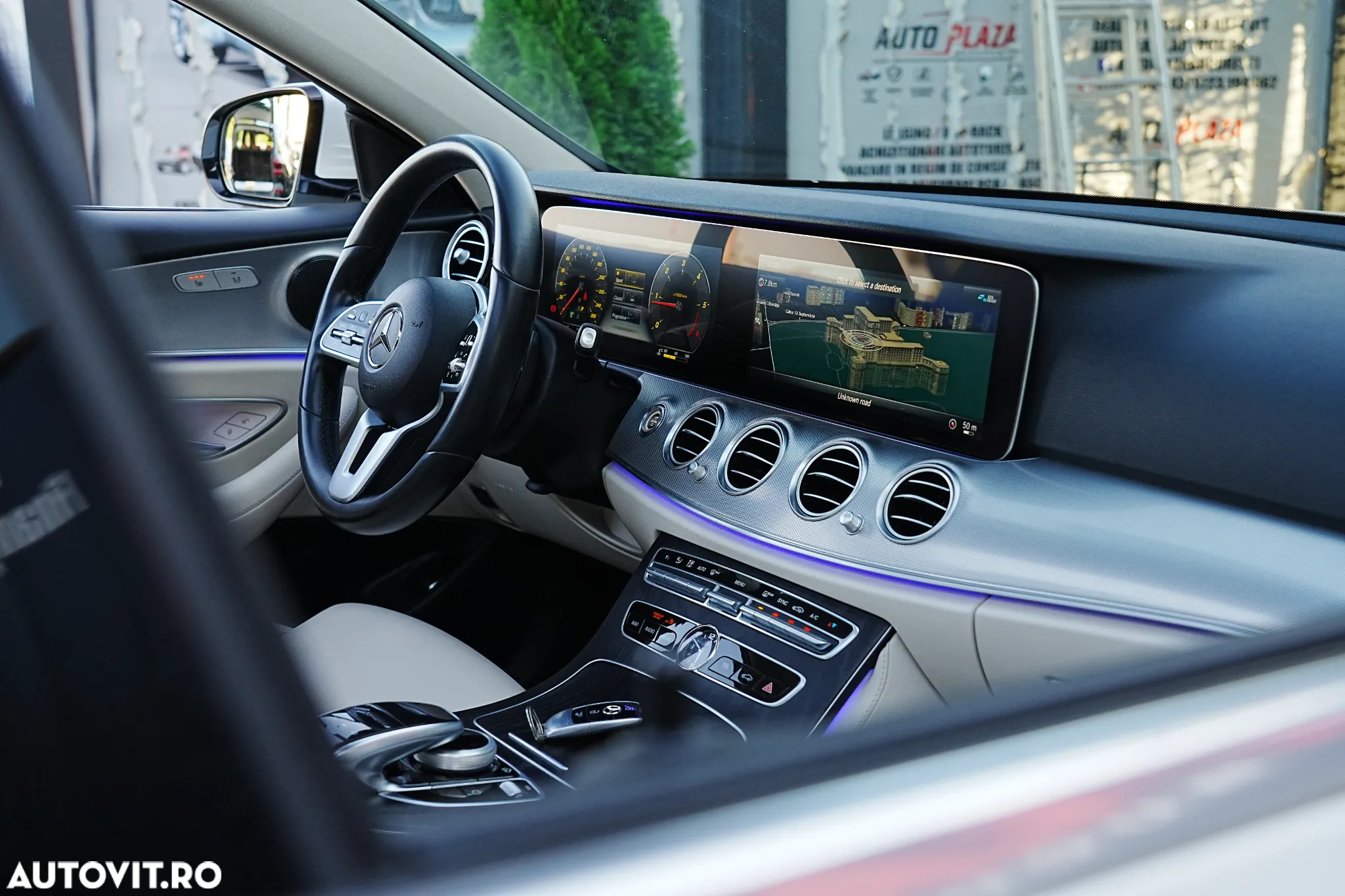 Mercedes-Benz E 200 d 9G-TRONIC Exclusive - 27