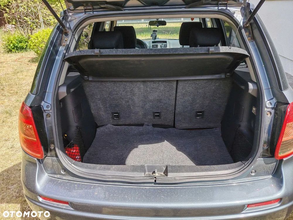 Suzuki SX4 1.6 VVT 4x2 Comfort - 13