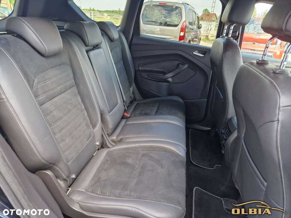 Ford Kuga - 26