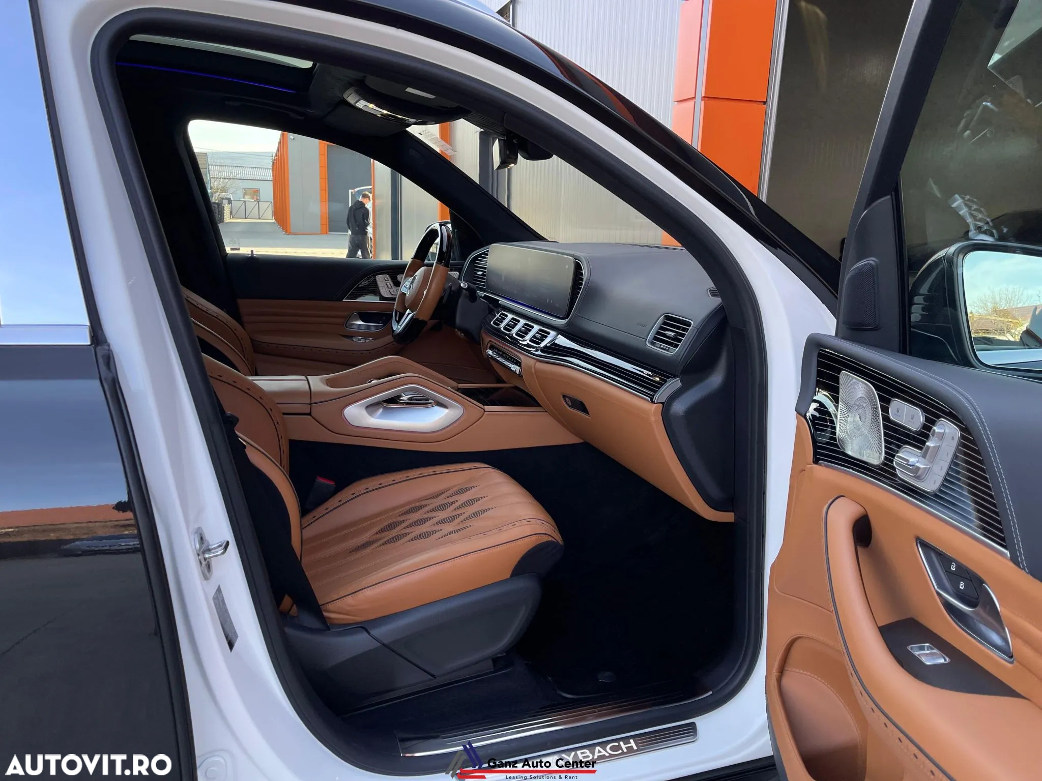 Mercedes-Benz GLS Maybach 600 4Matic 9G-TRONIC - 13