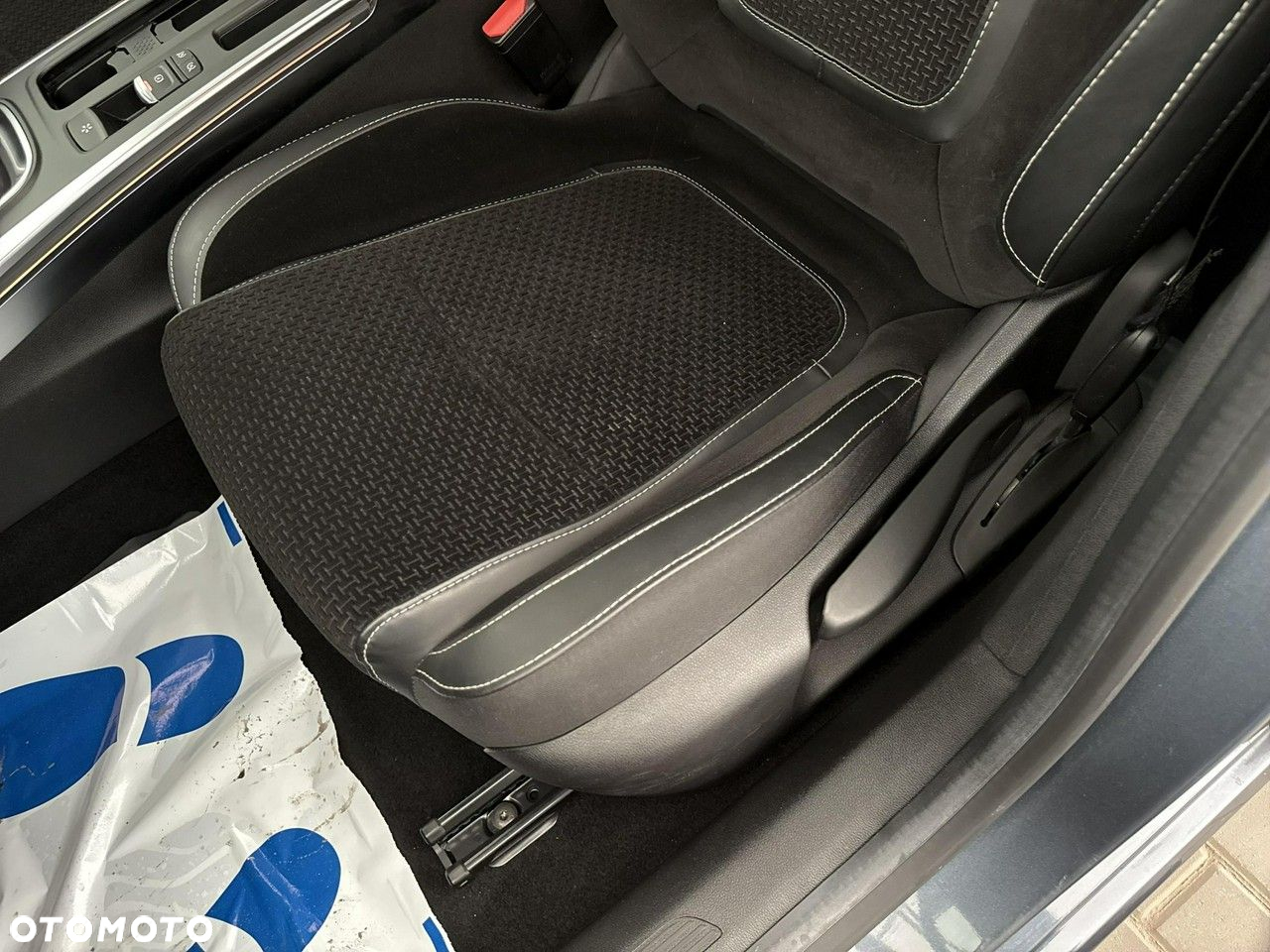 Renault Megane 1.5 Blue dCi Intens EDC - 17