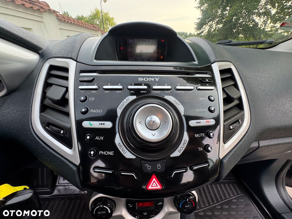 Ford Fiesta - 12