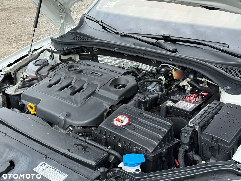 Skoda Superb 2.0 TDI Sportline DSG - 5