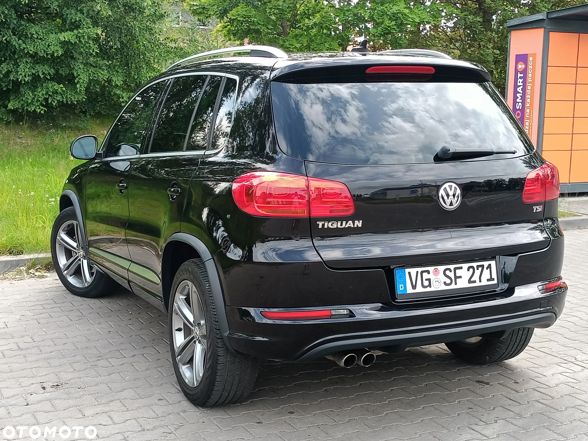 Volkswagen Tiguan - 12