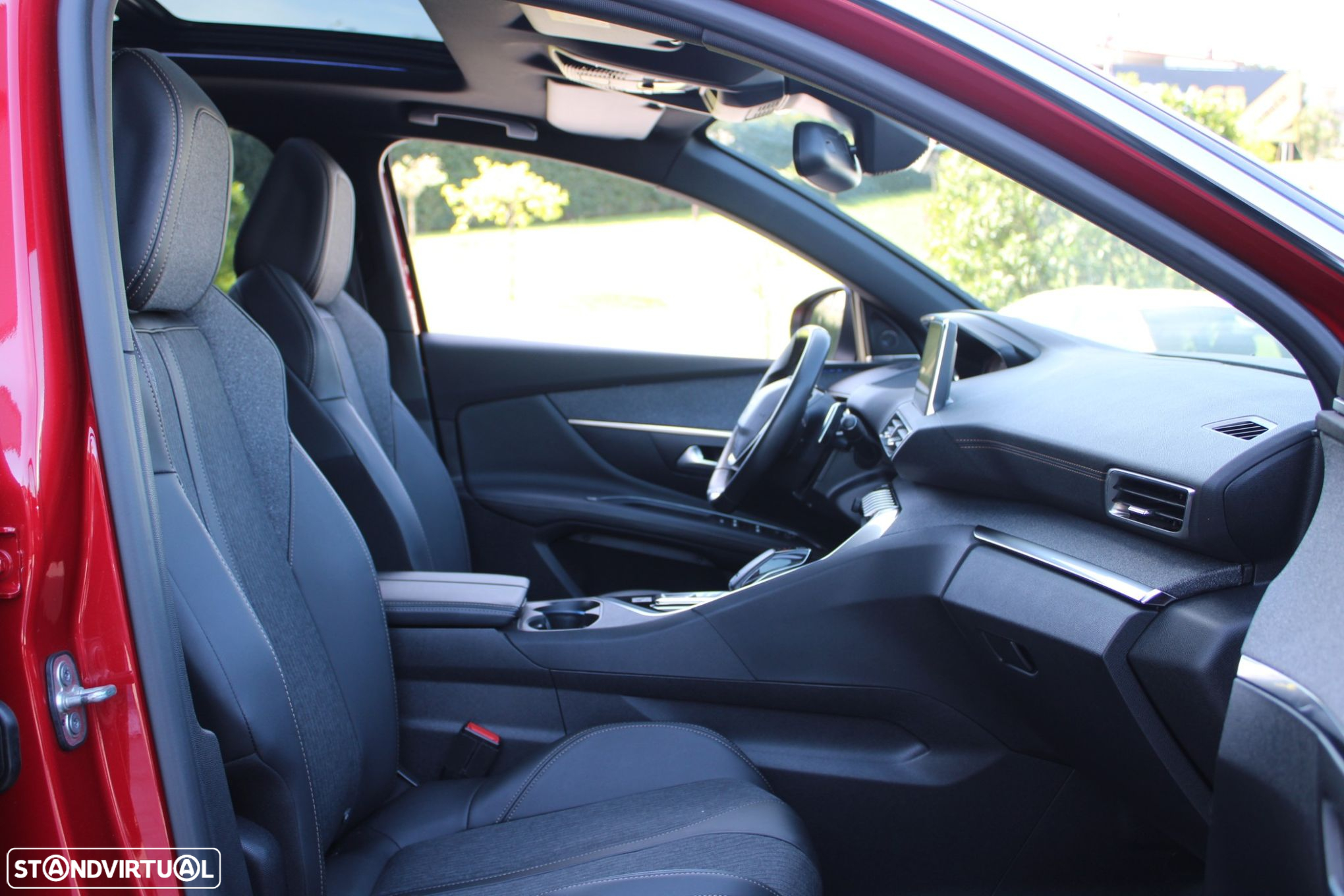 Peugeot 3008 1.2 PureTech GT Line EAT8 - 32