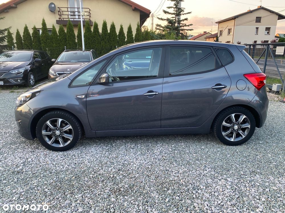 Hyundai ix20 1.4 blue Trend - 15