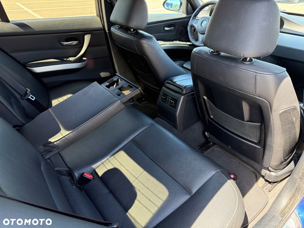 BMW Seria 3 - 26