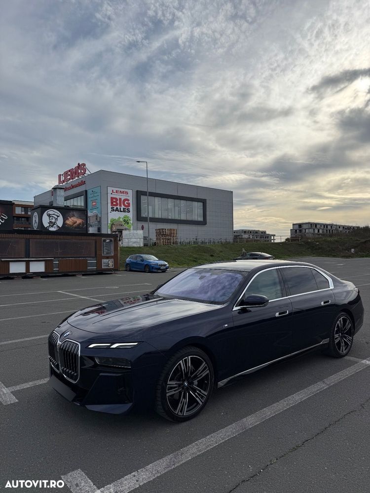 BMW Seria 7 - 27