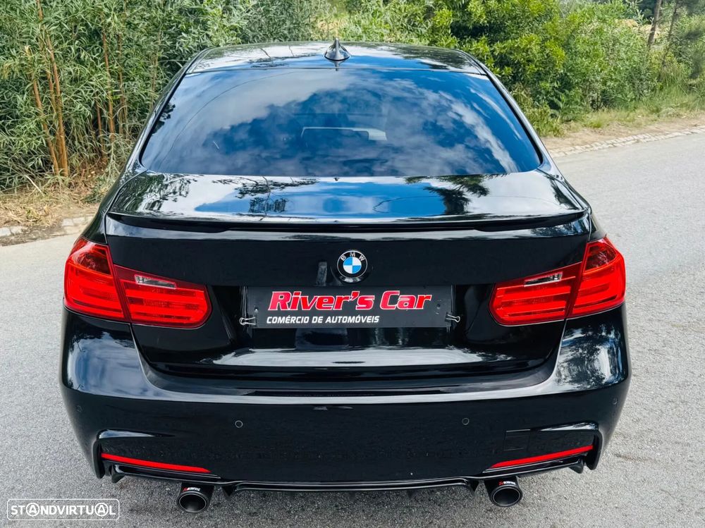 BMW 320 d Pack M - 12