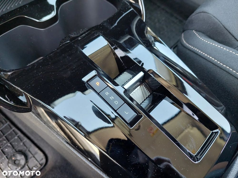 Citroën C3 Aircross ver-1-2-mhev-plus-s-s-edct6 - 20