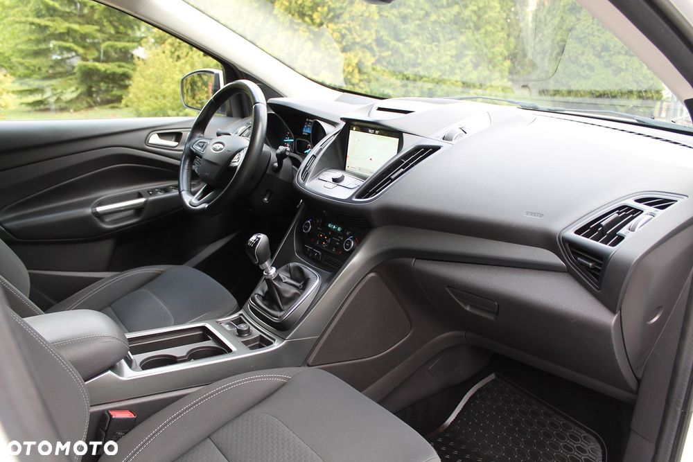 Ford Kuga 2.0 TDCi 2x4 Cool & Connect - 8