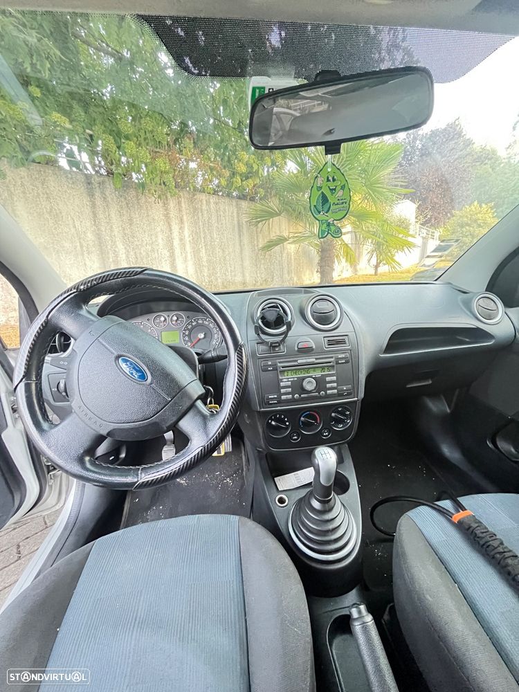 Ford Fiesta 1.25 Trend - 3