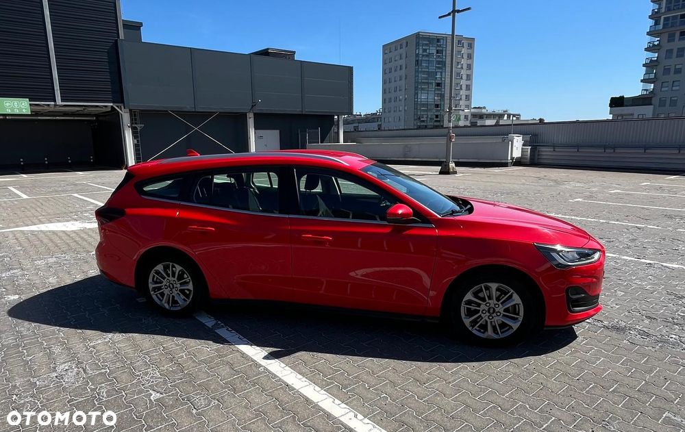 Ford Focus 1.0 EcoBoost Titanium X - 11