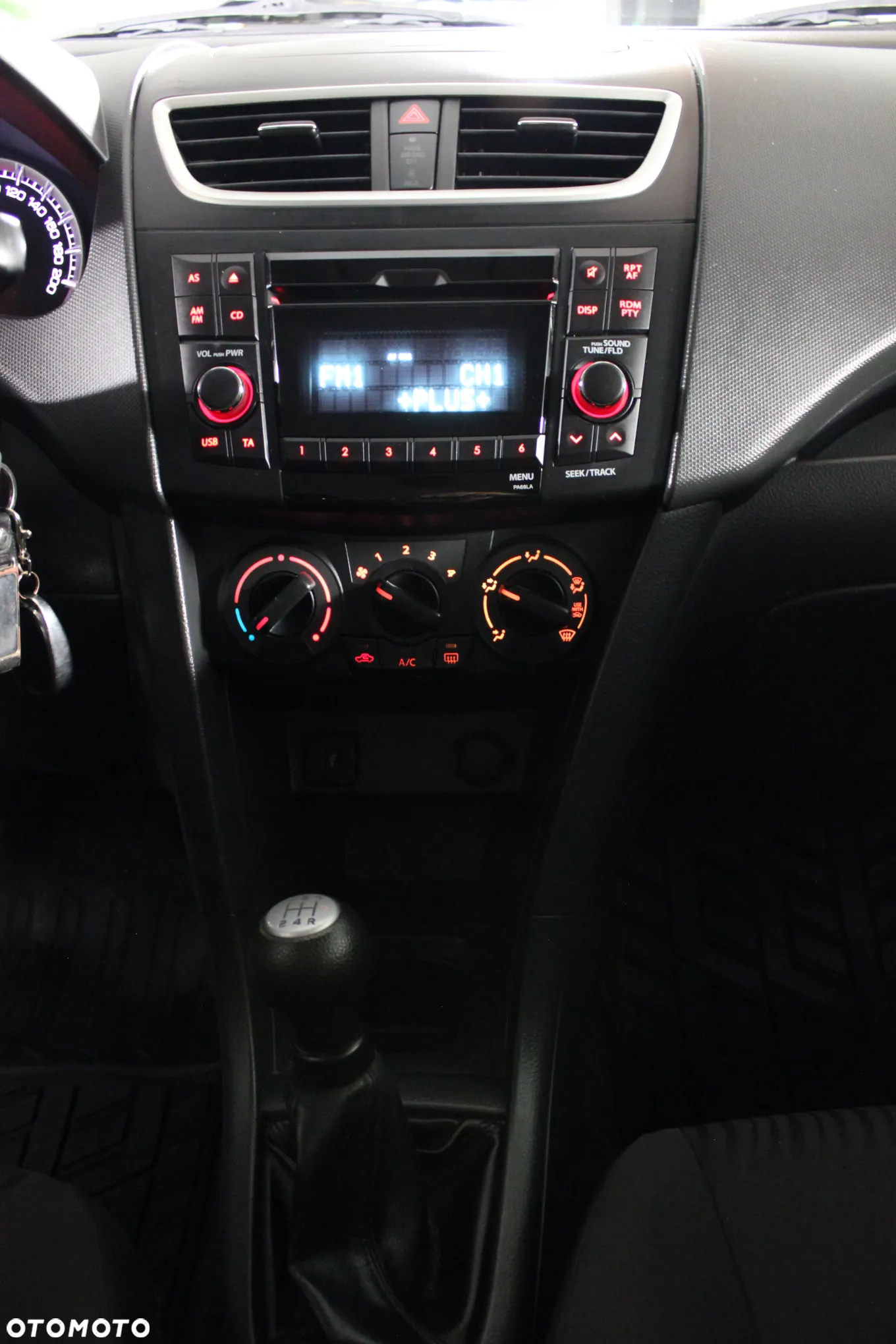 Suzuki Swift - 10