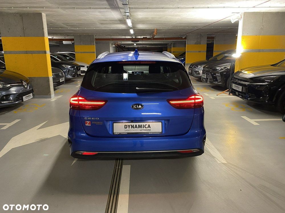 Kia Ceed - 6