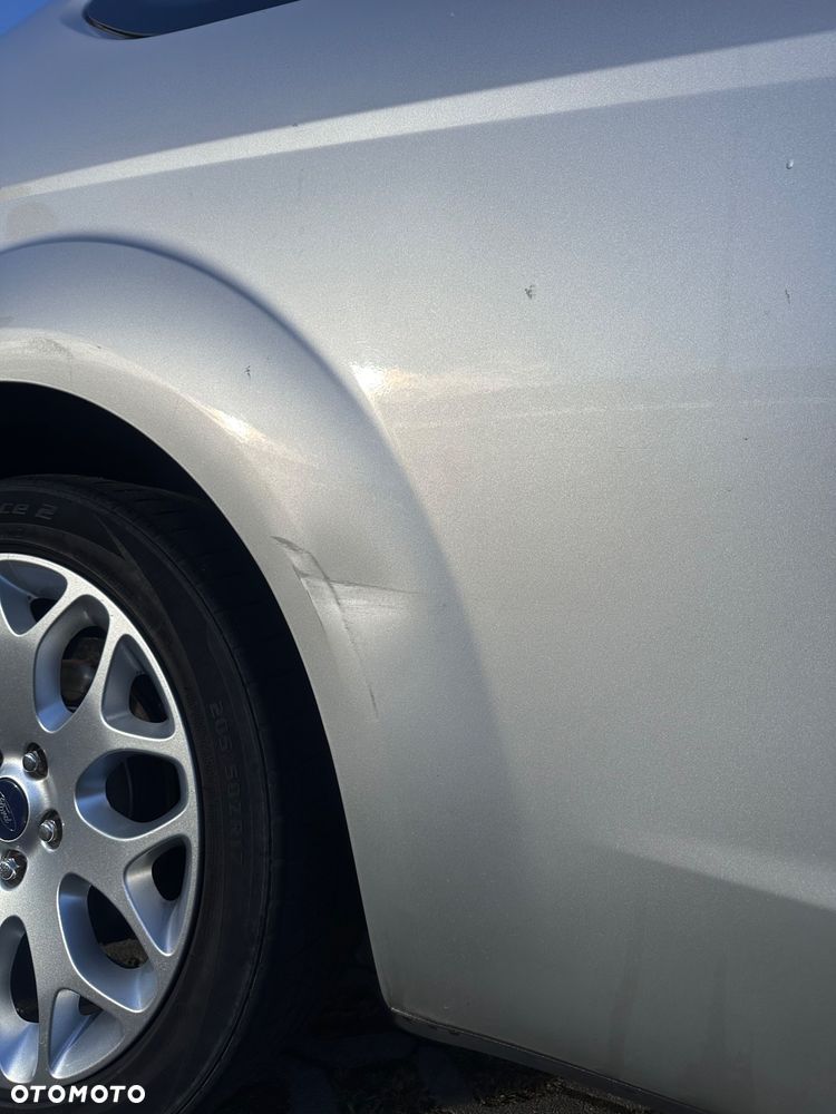 Ford Focus 1.6 Ambiente - 18