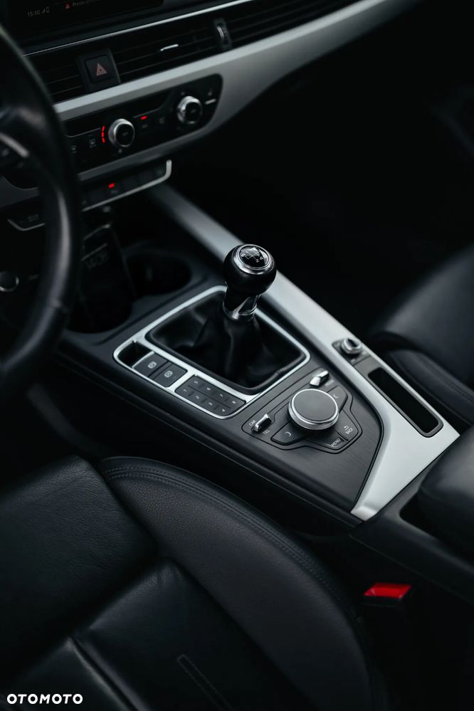 Audi A4 Limousine 2.0 TFSI ultra - 32