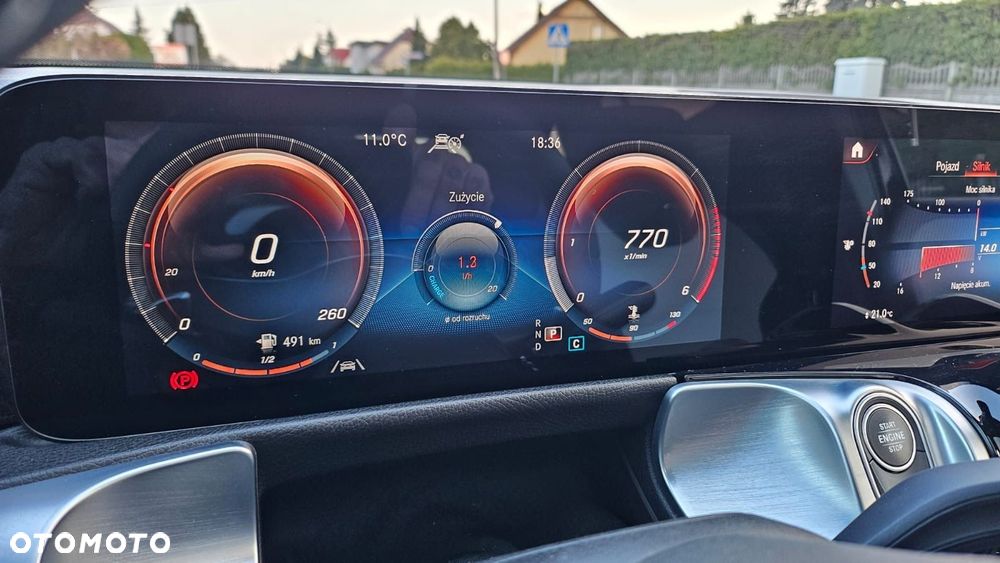 Mercedes-Benz GLB 200 d AMG Line 8G-DCT - 35