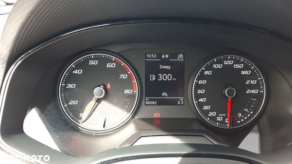 Seat Arona - 15