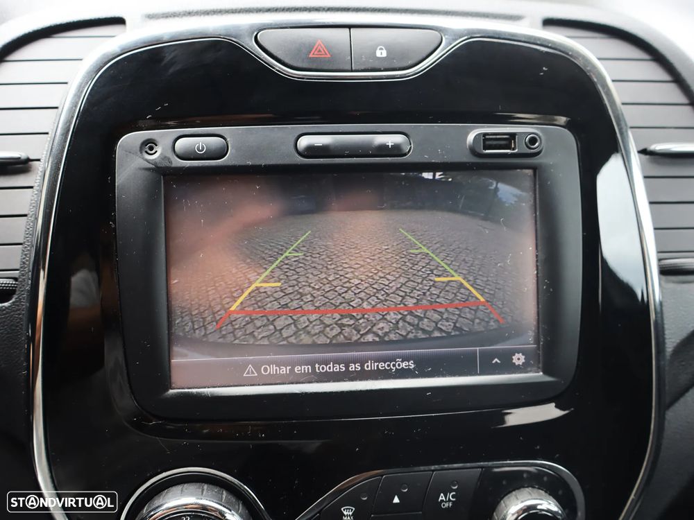 Renault Captur 1.5 dCi Exclusive - 17