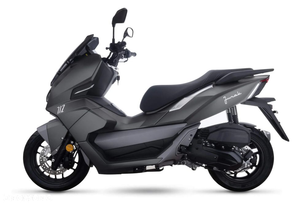 Junak 712 - 8