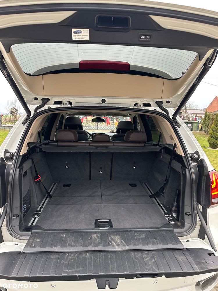 BMW X5 xDrive35i Edition Exclusive - 12