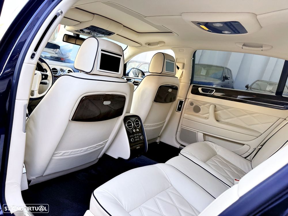 Bentley Continental Flying Spur 6.0 W12 - 42