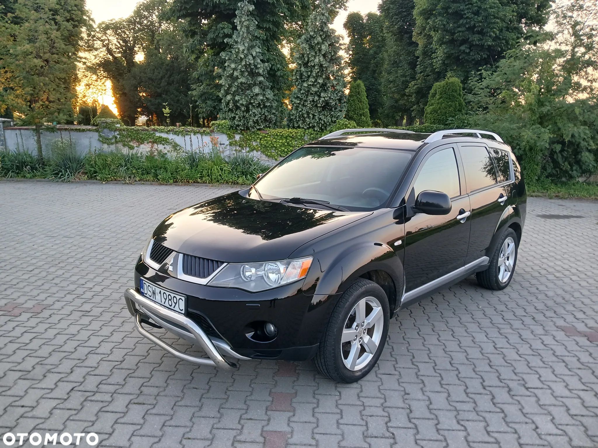 Mitsubishi Outlander 2.0 DID Intense + - 1