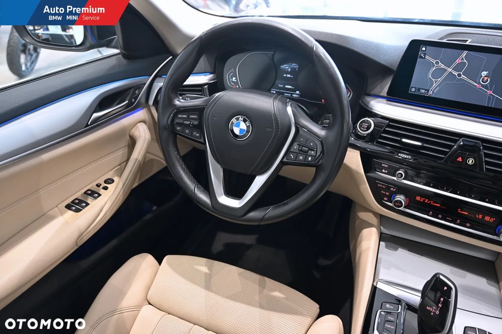 BMW Seria 5 518d - 16
