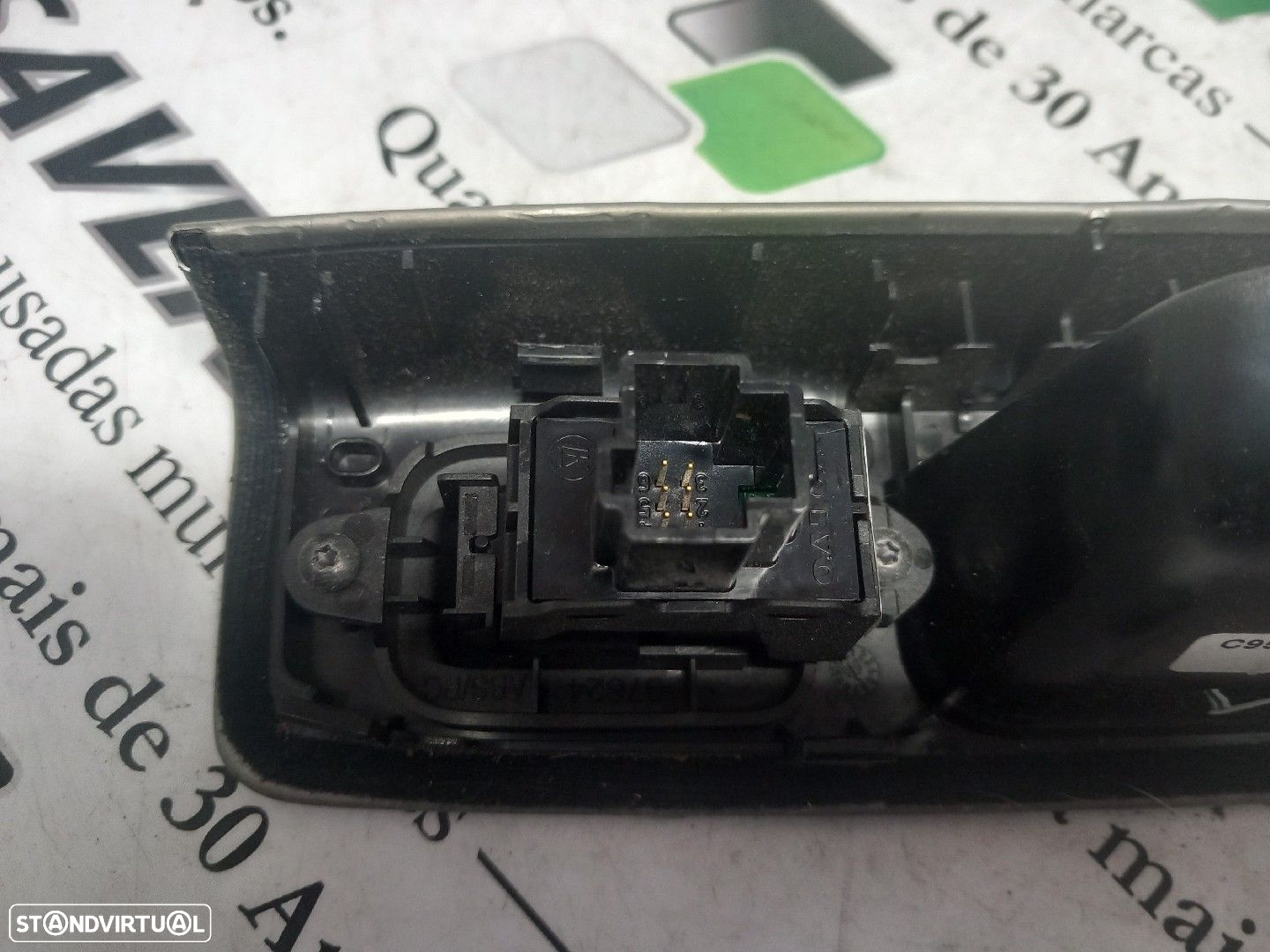 Botão / Botões / Comutador Vidro Dto Volvo V50 (545) - 3