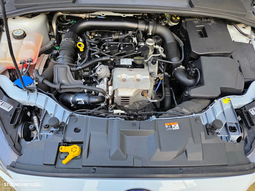 Ford Focus 1.0 SCTi Titanium - 45