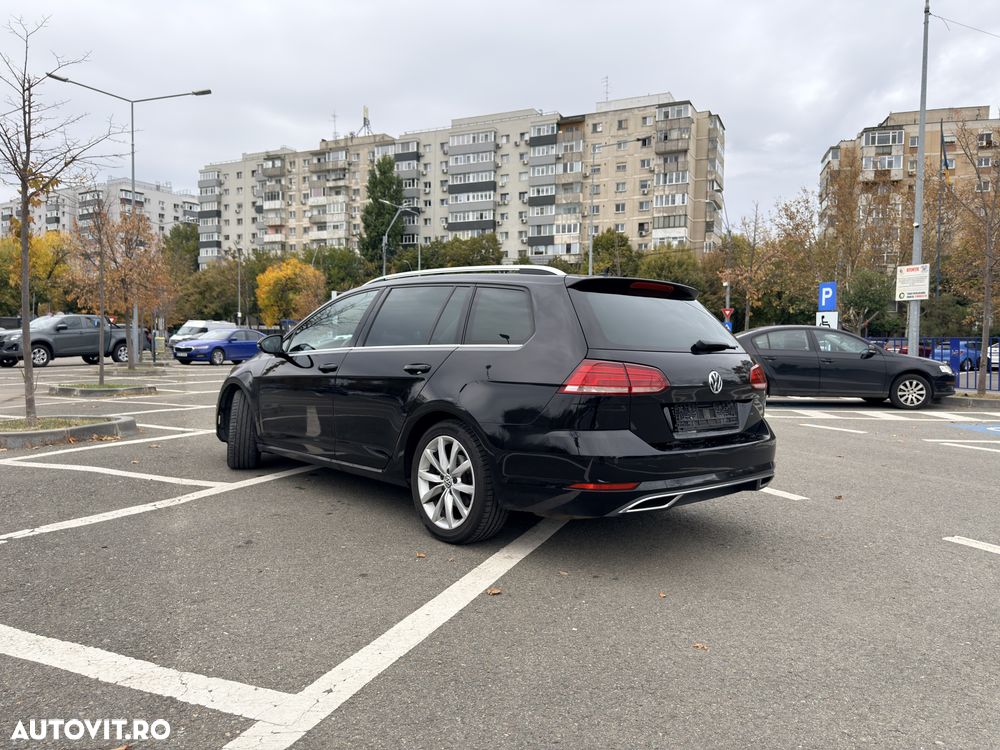 Volkswagen Golf - 3