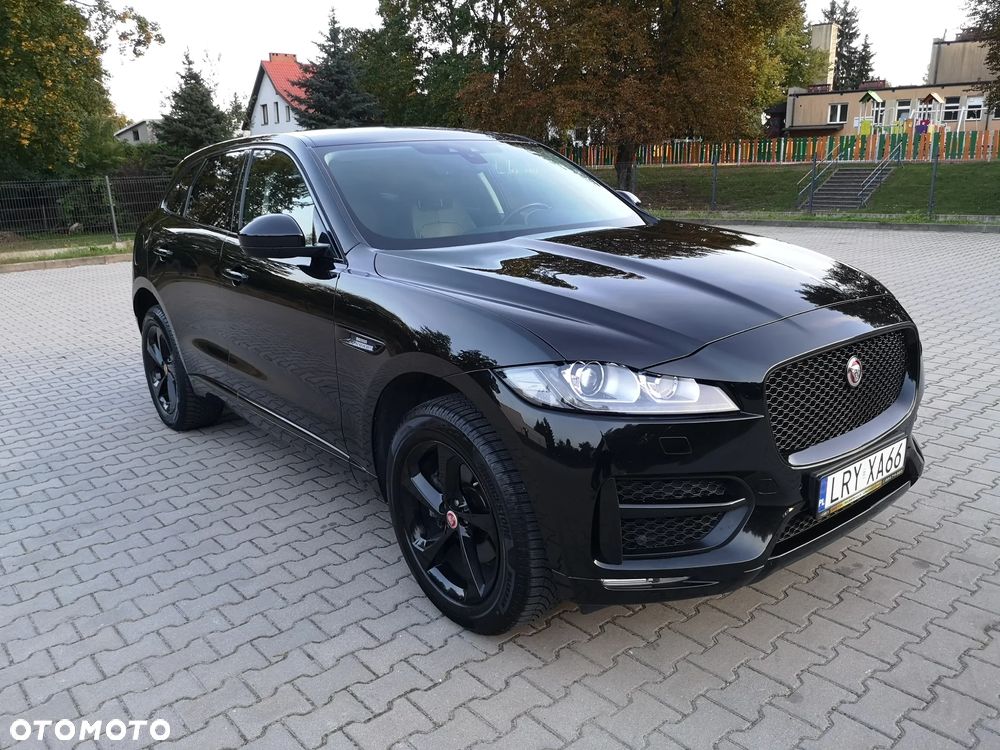 Jaguar F-Pace 20d AWD R-Sport - 28
