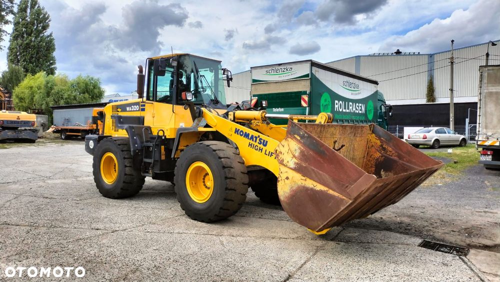 Komatsu WA 320 - 6 / 16500 kg / 4,5 m zasyp / klima / centralne smarowanie - 8